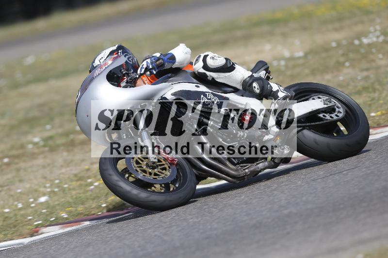 /37 09.08.2026  Pluess Motosport ADR/Freies Fahren/33